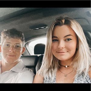 Meet your Posher, Jenna